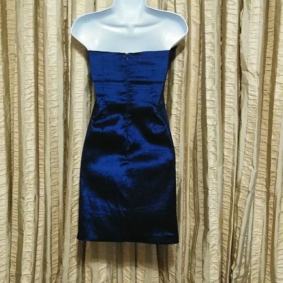 Romeo & Juliet Strapless Blue Dress – Size Small, Curated by Divas & Queens - Picture 5 of 7